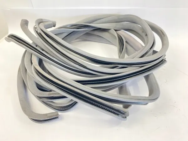 Samettiset ovitiivisteet harmaa OEM USZCZELKI/SDV10681 Mercedes image 7