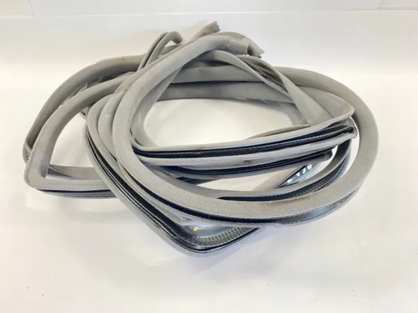 Samettiset ovitiivisteet harmaa OEM USZCZELKI/SDV10681 Mercedes image 8