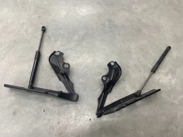 Juego de bisagras de capó Audi A6 A7 C7 image 5