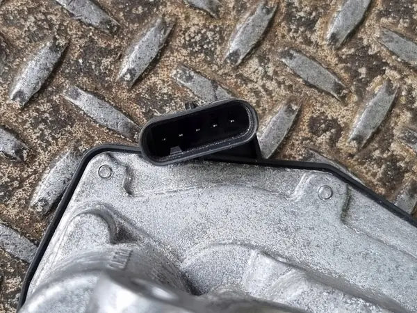 Volvo OE 31459842 Drosselklappe image 4