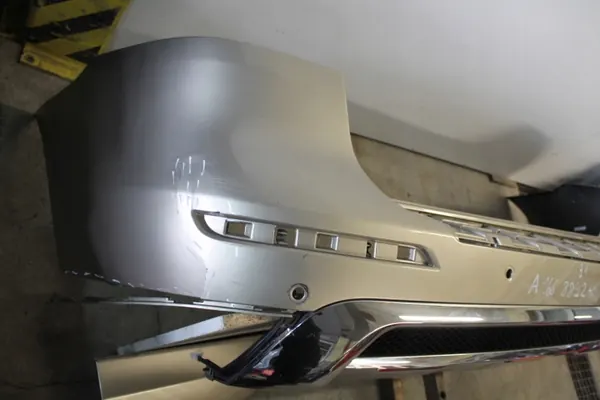 Parachoques trasero Mercedes ML AMG A166 W166 image 3