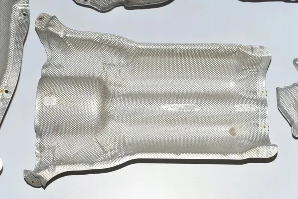 Isolamento térmico OEM 7202858 para BMW 5 Touring F11 image 3