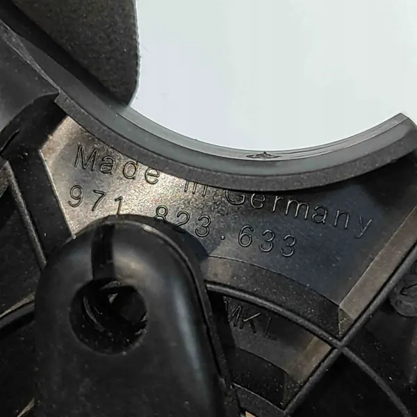 Motorhaubenöffnungsgriff Porsche Panamera OEM 971823633 image 6