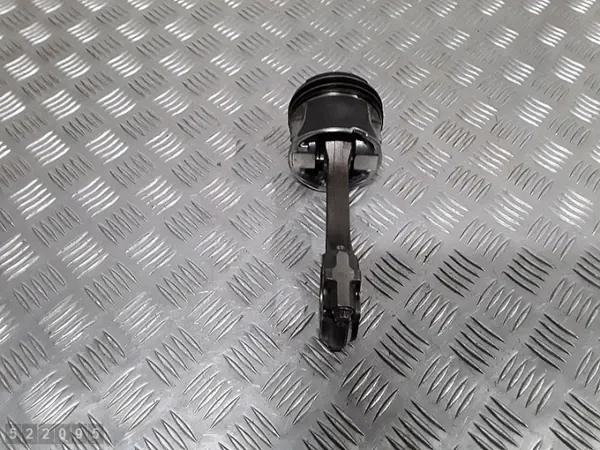 Pistón de Biela Mitsubishi AM-522095 Usado image 3
