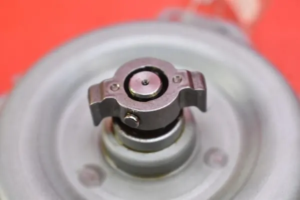 Pompe à vide OEM P51B124Z0 pour Mazda MX-5 ND 2.0 image 5