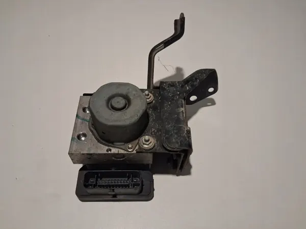 Nissan Qashqai J11 ABS-pomp 2265106455 - Gebruikt image 2