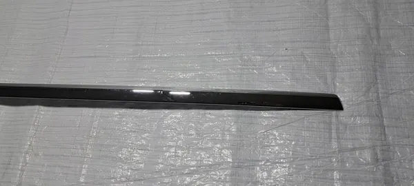 VW T6 Takaluukun Kromilista 7E0853079B image 3