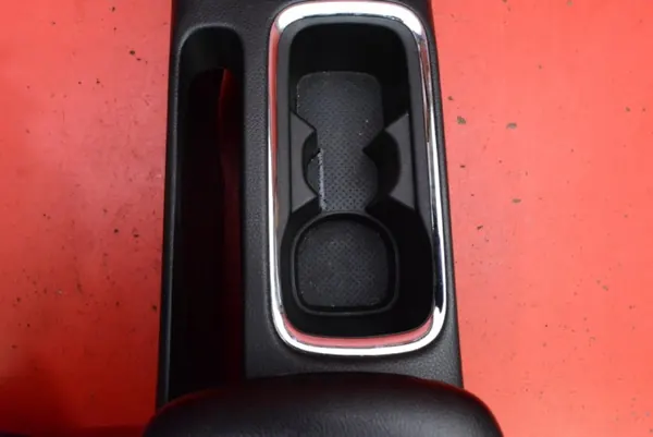 Accoudoir console centrale OEM mamAUTO-1057071- image 7