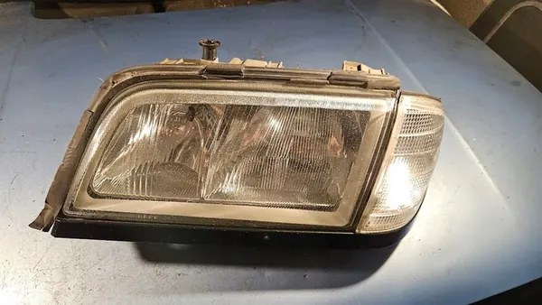 Linker voor knipperlichtlamp MERCEDES C KLASSE W202 A2028261180 image 2