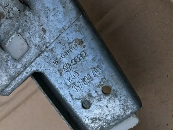OEM 357839401 Vänster bakdörrs fönsterreglage image 9