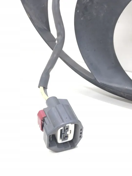 Rotor del ventilador Ford OEM 3136613411 - Estado usado image 3