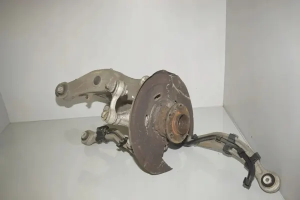 Buje Rueda Trasera Derecha OEM 33326780070 BMW 5 Touring image 2