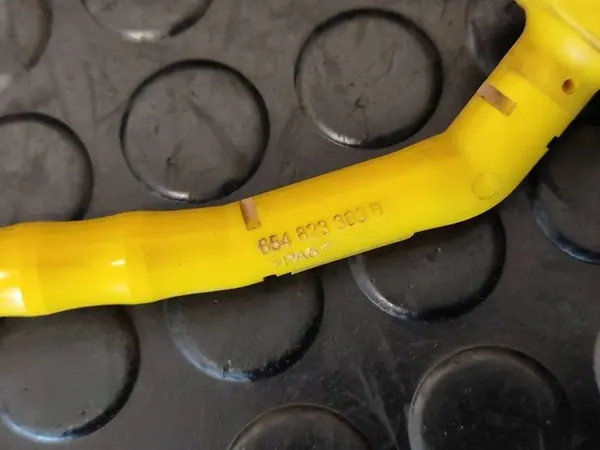 Hood Support SKODA 1.0L gasoline 2023 image 1