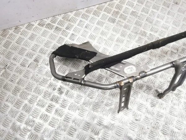 Lexus Accu-bevestiging OEM Lexus - Gebruikt onderdeel image 6