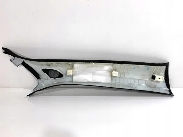Cache de pilier gauche OEM 8V5867233A pour Audi A3 8V image 4