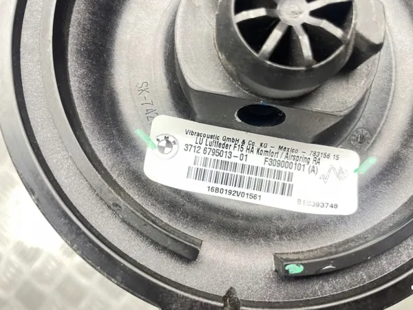 Ilmajousi BMW X5 F15/F16 OEM 6795013 - Käytetty image 5