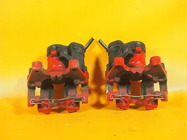 Conjunto de Pinças de Freio Audi S3 8V OEM image 5