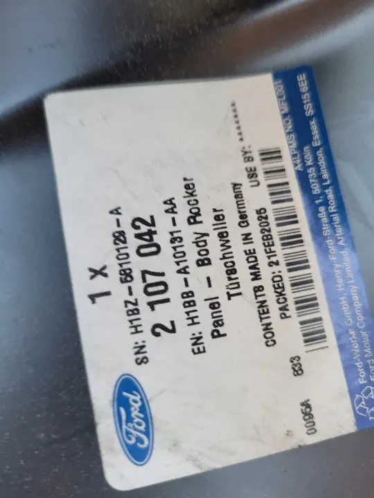 Soleira traseira esquerda Ford Fiesta MK8 OEM FFMK82018 image 4