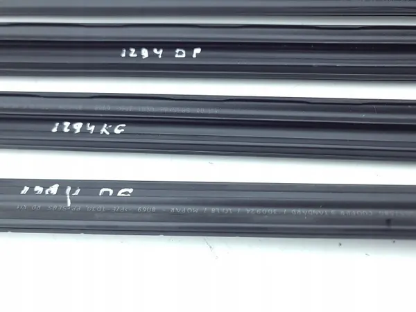 Fronttür-Fensterdichtung OEM 9839766880 - Gebraucht image 8