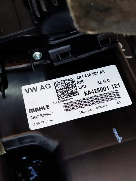 Lämmitys Audi A8 D5 OEM 4N1816501AA - Kokonaisuus image 7