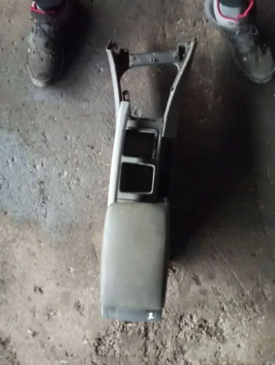Volvo XC70 Armsteun OEM 9204340 - Gebruikte staat image 2