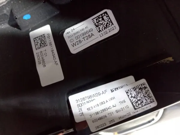 SKODA KAMIQ Ohjauspyörä Nahka Monitoimi OEM 3128798W image 9