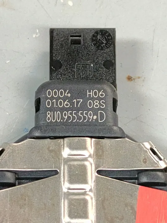 Regen sensor AUDI A3 8V Q3 8U A1 8X 8U0955559D image 3