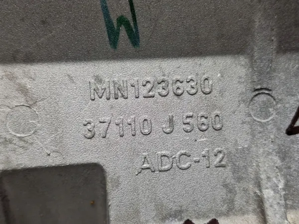 Suporte compressor AC OEM 37110J560 Mitsubishi L200 image 4