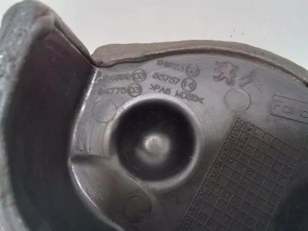 Distributieriemafdekking OEM 9469903 voor Volvo V40 image 3
