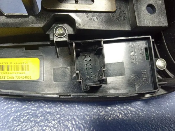 Cadre Radio Fiat Bravo II 07 OEM 7354428100 image 7