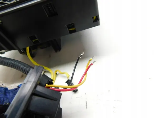 Panel lector CD OEM A2116800552 - Mercedes Clase E W211 image 4