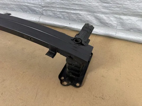 Renfort de poutre avant OEM Kia Carens IV 13 image 8