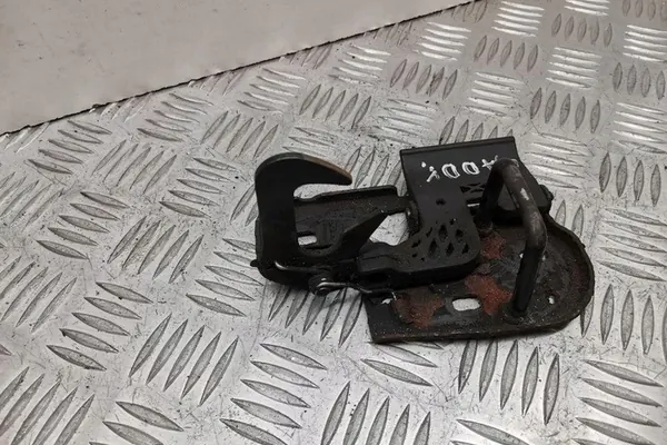 Motorhuvud VW CADDY III FURGON 1.9L diesel OEM 1T0823480A image 3