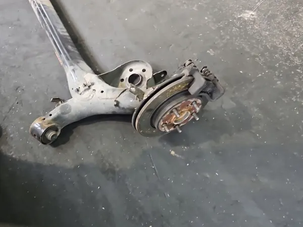 Bakaxelbalk OEM IMPRK1520653 för Toyota Auris I image 5