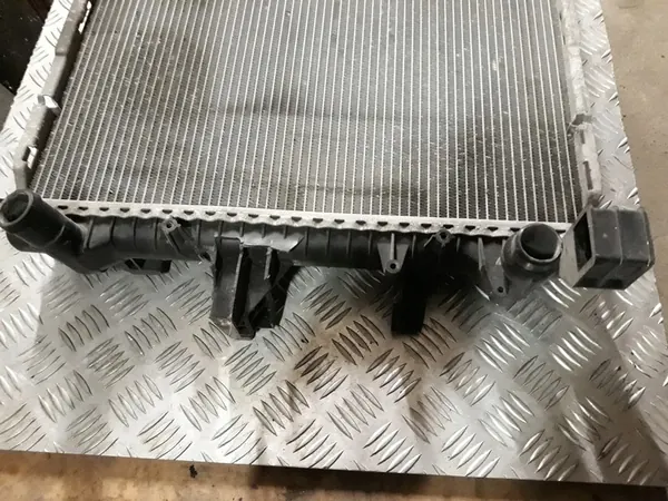 Radiador de agua VW T5 7H0121253J image 3