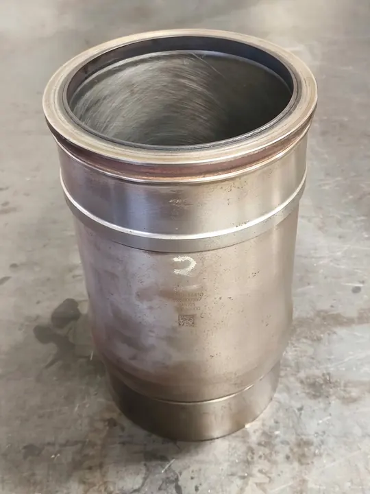 Manga de Cilindro Mercedes Actros MP4 MP5, Setra OM471 OEM image 1