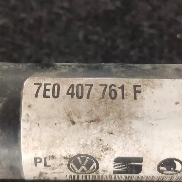 Vänster framaxel VW image 5