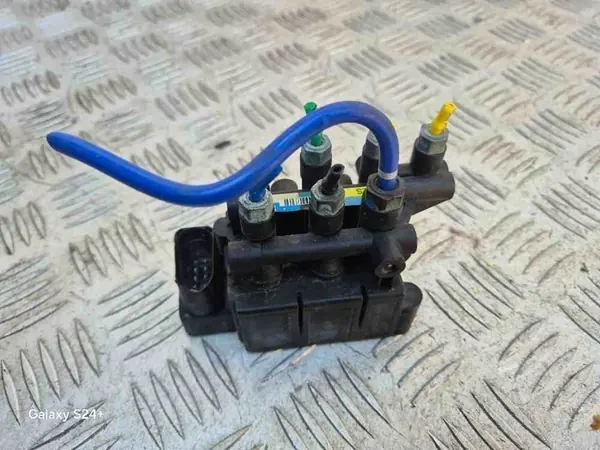 Luftdistributör/Ventilblock BMW 7 (G11, G12) OEM image 6