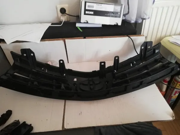 Toyota Corolla E16 13-18 Grill 5311102790 image 6