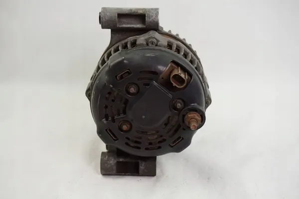 Vaihtovirtageneraattori Chrysler 300C OEM 04896805AA image 3