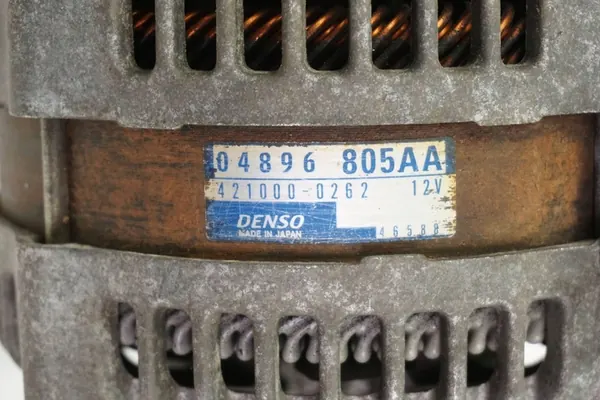 Vaihtovirtageneraattori Chrysler 300C OEM 04896805AA image 7