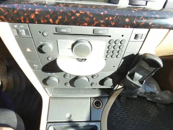 Opel CD 70 Navi Radio OEM - Farbdisplay, PIN-Code image 10
