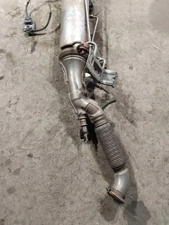 OEM 1379607080 Pot catalytique pour Peugeot Boxer image 3
