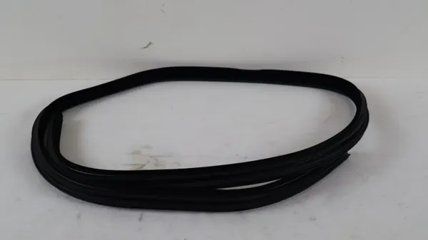 OEM 1178239954 takaoven tiiviste Range Rover Velarille image 2