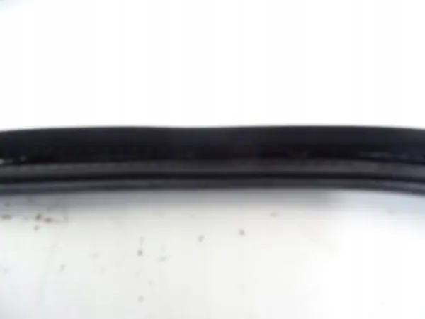 Junta de porta-malas VW T-ROC OEM 640545-645a10 Usado image 4