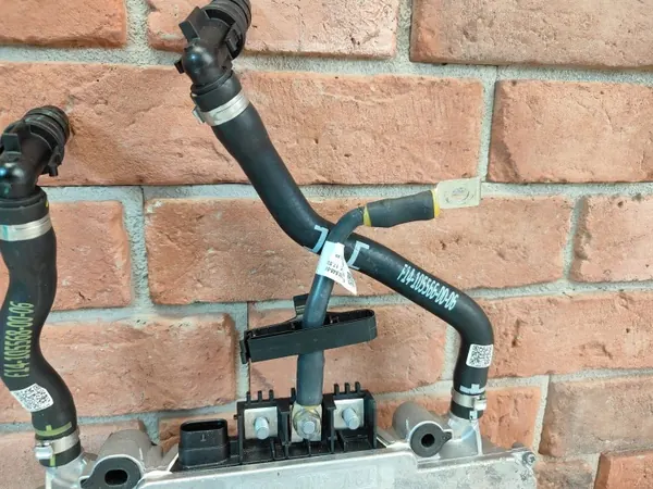 Unidad control recuperación híbrida OEM 5B8E906 image 3