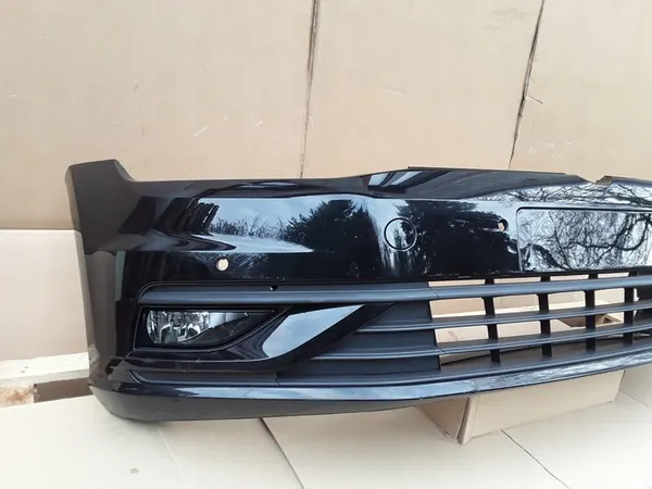 Paraurti anteriore con fendinebbia VW Golf VII Lift 2018 image 3