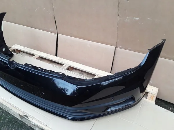 Paraurti anteriore con fendinebbia VW Golf VII Lift 2018 image 5