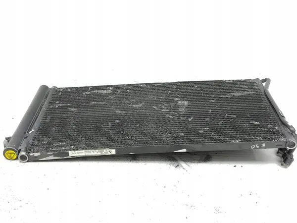 BMW 3 E90 E91 2006 Kylmäainekondensaattori / AC-radiatori OEM 6930039 image 3
