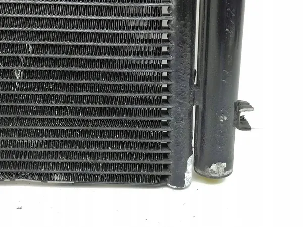 BMW 3 E90 E91 2006 Kylmäainekondensaattori / AC-radiatori OEM 6930039 image 7